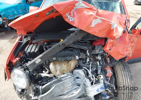 2019 Jeep Renegade Latitude 4X4 из США, поврежденный, VIN ZACNJBBB3KPJ94756